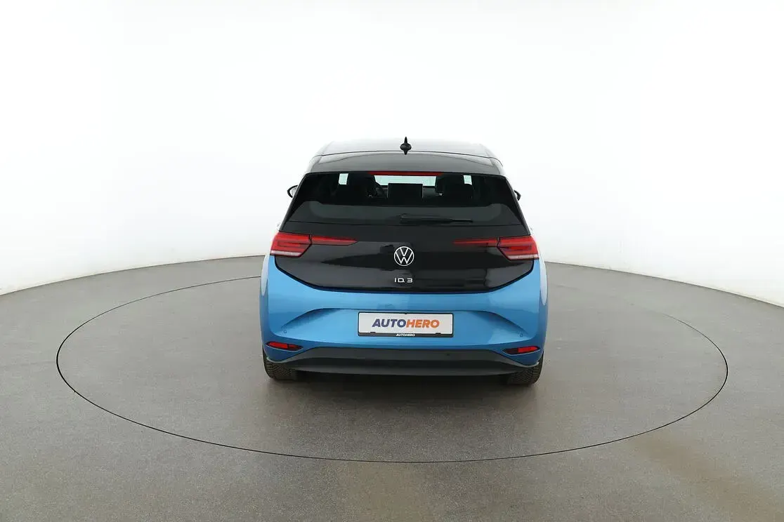 Usata VW ID.3 Pro 150 kW (204 CV) 2025 Blu Utilitaria