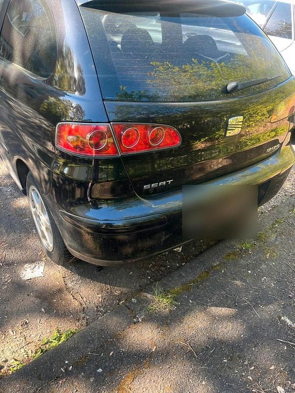 Gebraucht Seat Ibiza 75 PS (55 kW) 2004 Schwarz Kleinwagen