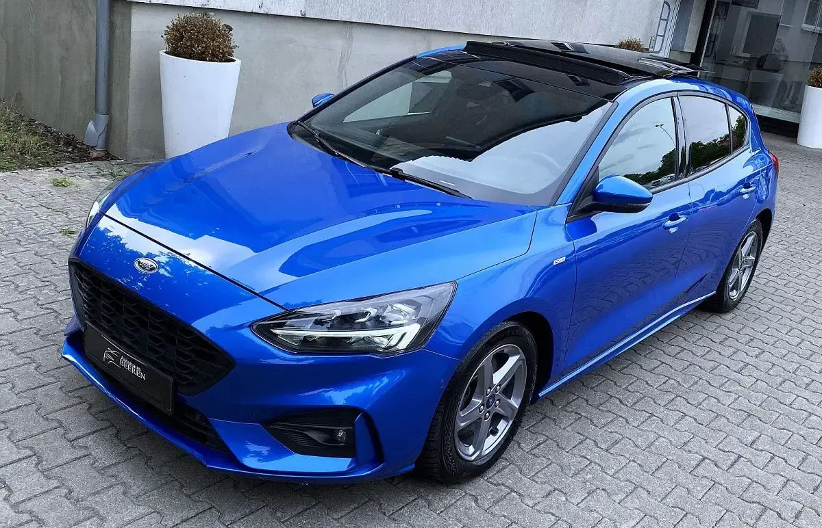 Gebraucht Ford Focus ST-Line 150 PS (110 kW) 2018 Blau Limousine