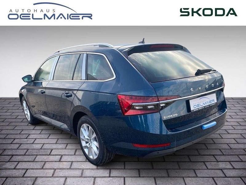 Gebraucht Skoda Superb Style 150 PS (110 kW) 2024 Andere farbe Kombi