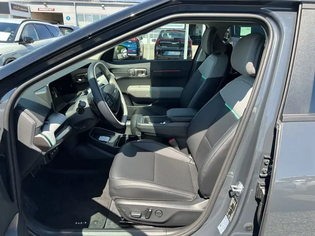 Neu Kia EV4 Earth 150 kW (204 PS) 2026 Grau SUV
