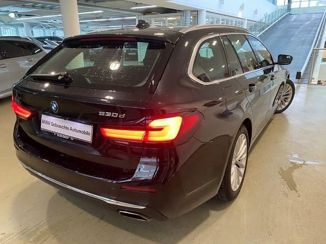 Gebraucht BMW 530 286 PS (210 kW) 2022 Schwarz Kombi