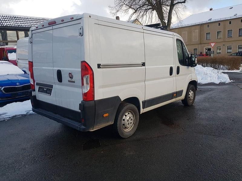 Gebraucht Fiat Ducato 116 PS (85 kW) 2019 Weiß Van