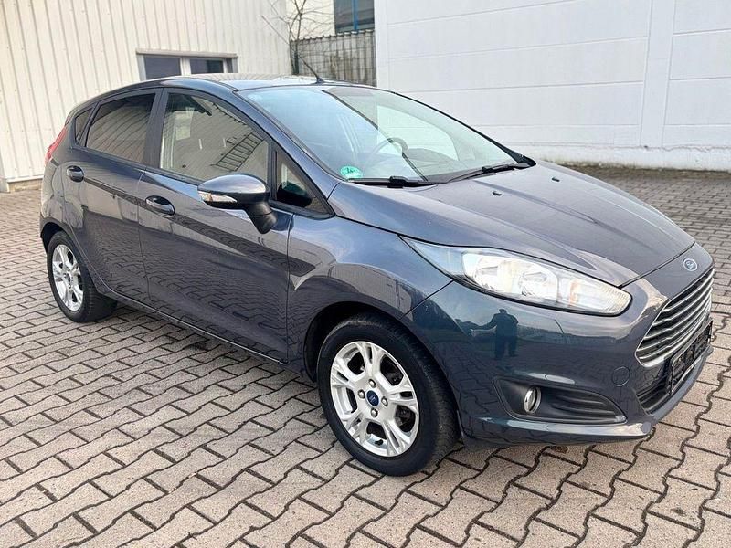 Gebraucht Ford Fiesta SYNC Edition 80 PS (58 kW) 2014 Grau Kleinwagen