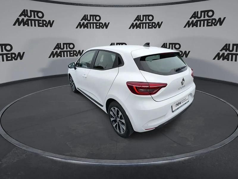 Gebraucht Renault Clio V Equilibre 91 PS (66 kW) 2023 Weiß Limousine