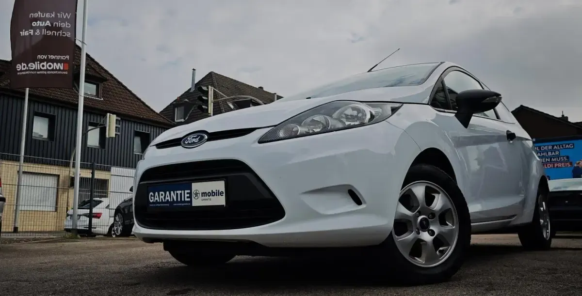 Gebraucht Ford Fiesta 81 PS (59 kW) 2011 Weiß Kombi