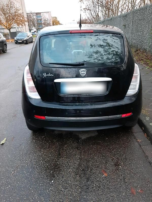 Gebraucht Lancia Ypsilon 60 PS (44 kW) 2008 Schwarz Kleinwagen