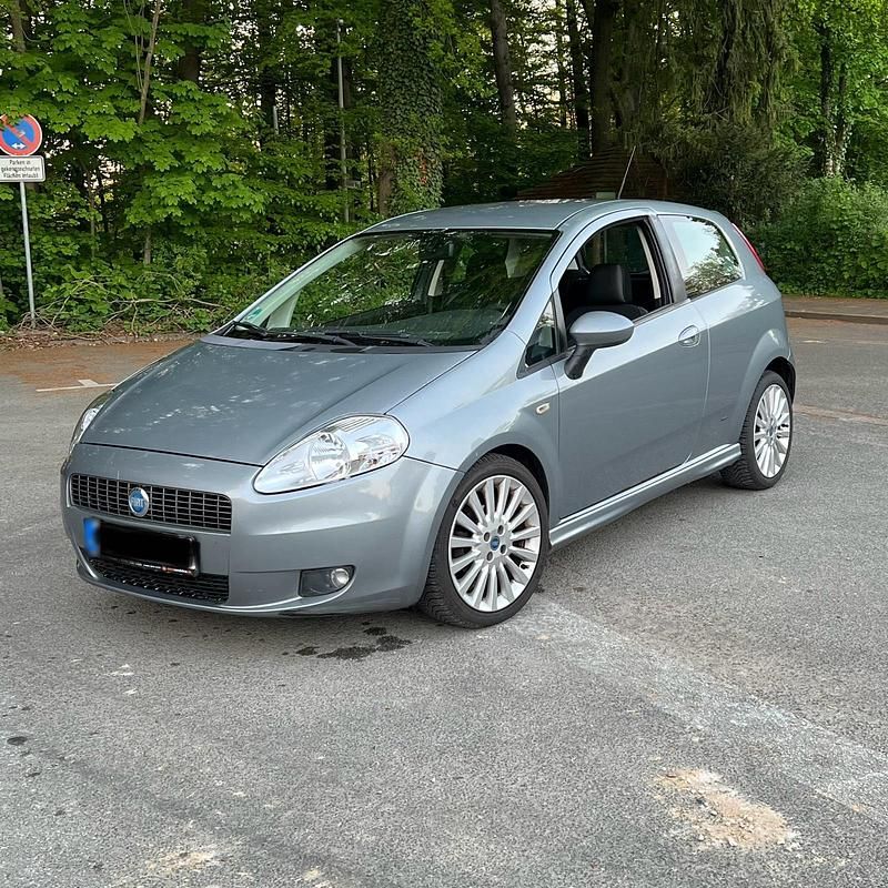 Gebraucht Fiat Punto 95 PS (69 kW) 2007 Silber Kleinwagen