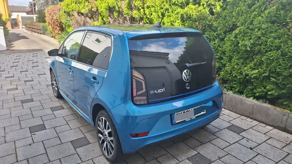 Gebraucht VW e-up! Style 61 kW (83 PS) 2021 Blau Kleinwagen
