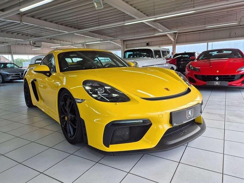 Gebraucht Porsche Cayman GT4 420 PS (308 kW) 2021 Gelb Coupé