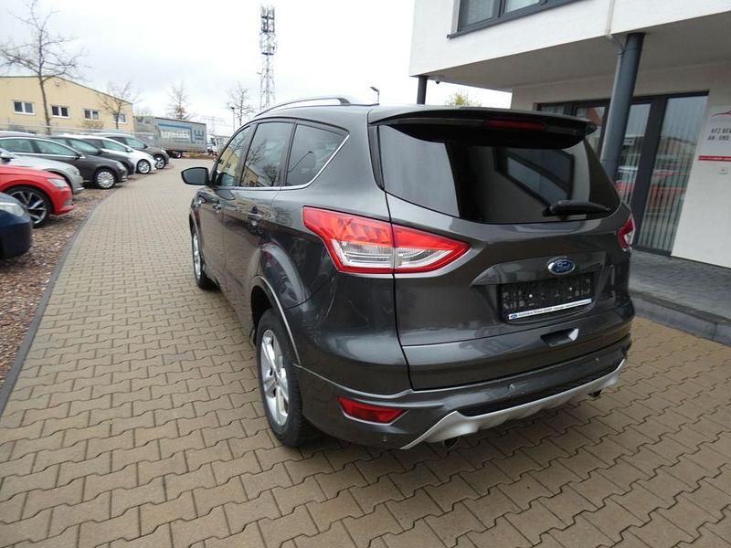 Używany Ford Kuga Individual 182 KM (133 kW) 2015 Szary SUV