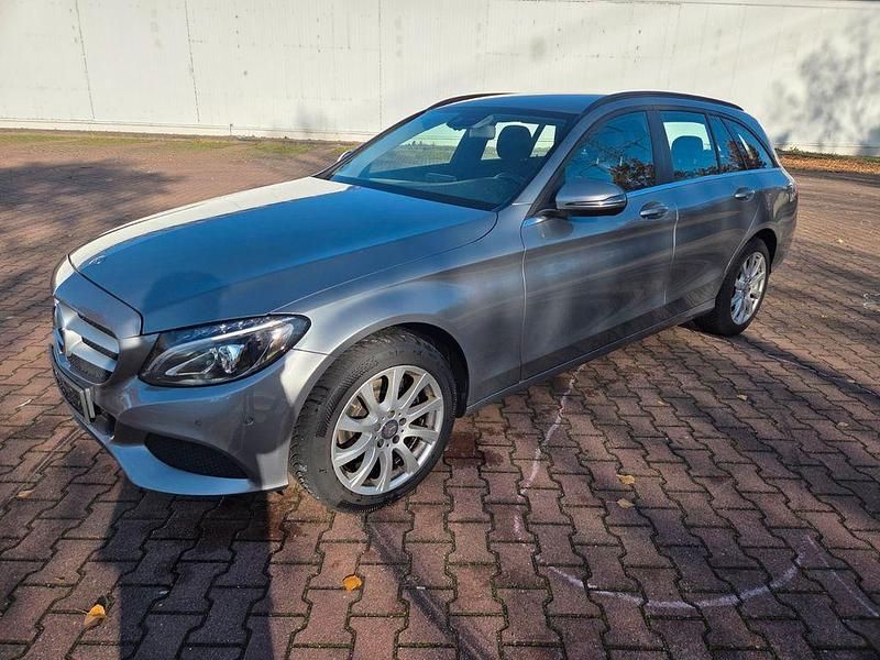 Silber Gebraucht 2016 Mercedes C220 Kombi | 16.300 € (Fairer Preis) - Bild 1/4