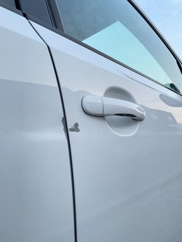 Second-hand VW up! Move 75 CP (55 kW) 2018 Alb Hatchback