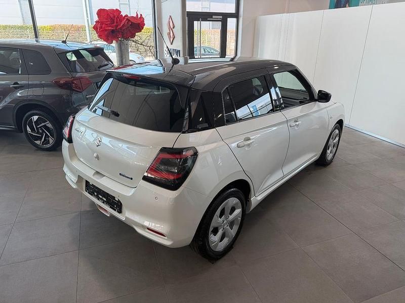 Neu Suzuki Swift Comfort 83 PS (61 kW) 2026 Weiß Kleinwagen
