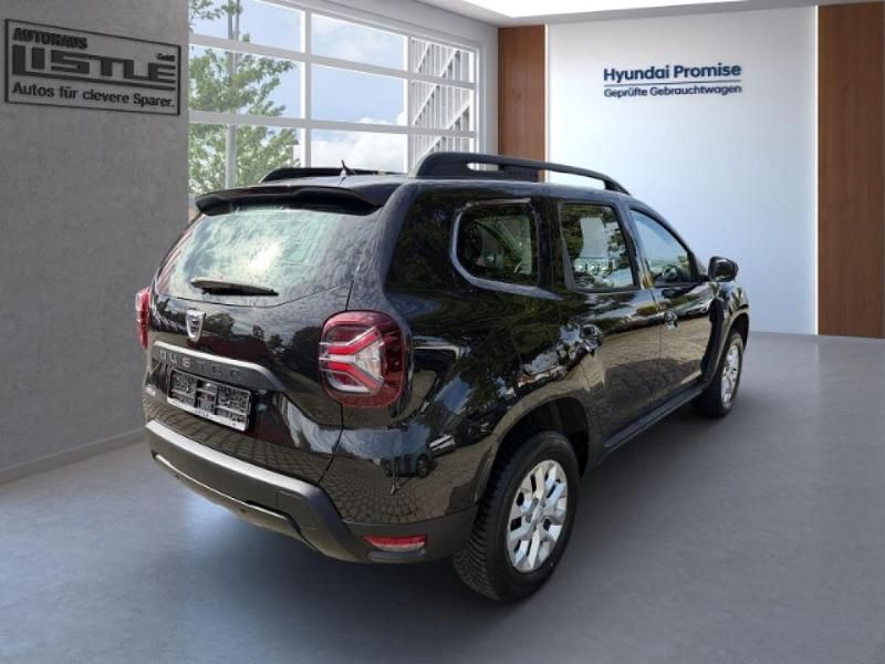 Używany Dacia Duster Comfort 101 KM (74 kW) 2022 Czarny SUV