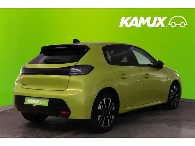 Gebraucht Peugeot 208 Allure 101 PS (74 kW) 2025 Jaune Kleinwagen