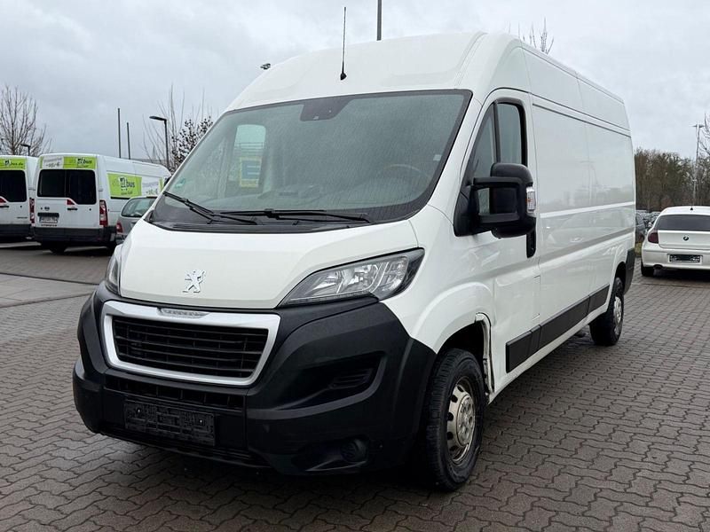 Gebraucht Peugeot Boxer Avantage 163 PS (119 kW) 2018 Weiß Van
