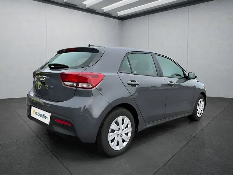 Gebraucht Kia Rio Edition 7 84 PS (61 kW) 2023 Grau Kleinwagen
