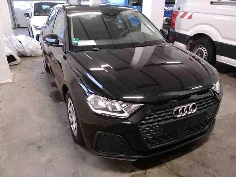 Gebraucht Audi A1 95 PS (69 kW) 2022 Mythosschwarz metallic Limousine