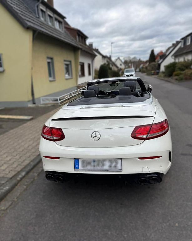 Gebraucht Mercedes C250 AMG line 211 PS (155 kW) 2018 Weiß Cabrio