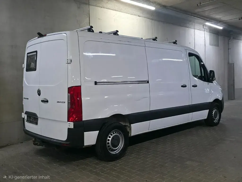 Gebraucht Mercedes Sprinter 143 PS (105 kW) 2018 Weiß Van