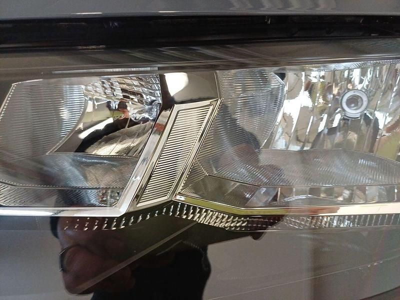 Neu VW Caddy 116 PS (85 kW) 2026 Grau Van / Kleinbus