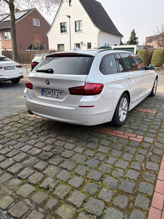 Gebraucht BMW 520 190 PS (139 kW) 2016 Weiß Kombi