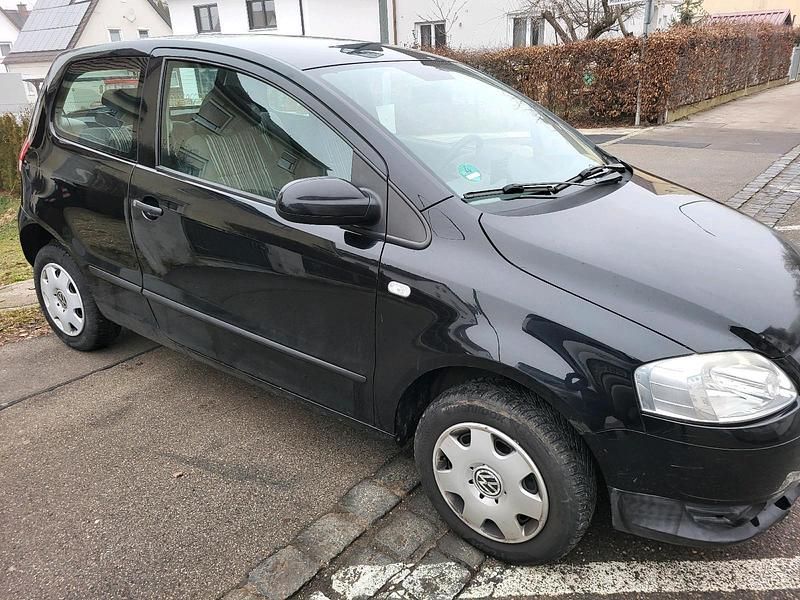 Schwarz Gebraucht 2007 VW Fox Kleinwagen | 550 € (Superpreis) - Bild 1/4