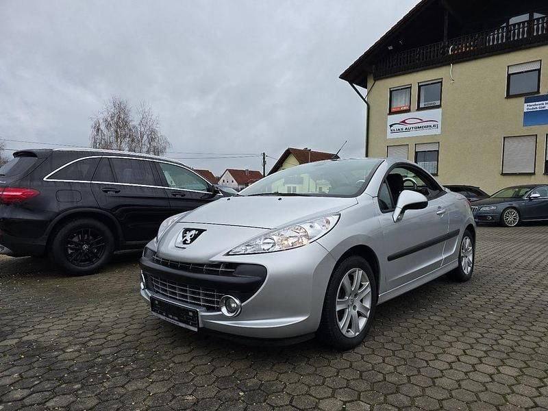 Grau Gebraucht 2008 Peugeot 207 CC Sport Cabrio | 3.290 € (Fairer Preis) - Bild 1/4
