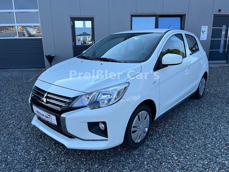Weiß Gebraucht 2023 Mitsubishi Space Star Select Kleinwagen | 11.950 € (Fairer Preis) - Bild 1/4