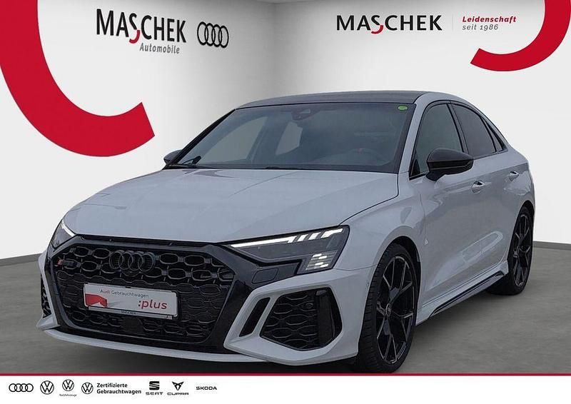 Gletscherweiss Gebraucht 2024 Audi RS3 Premium Kleinwagen | 58.840 € (Superpreis) - Bild 1/4