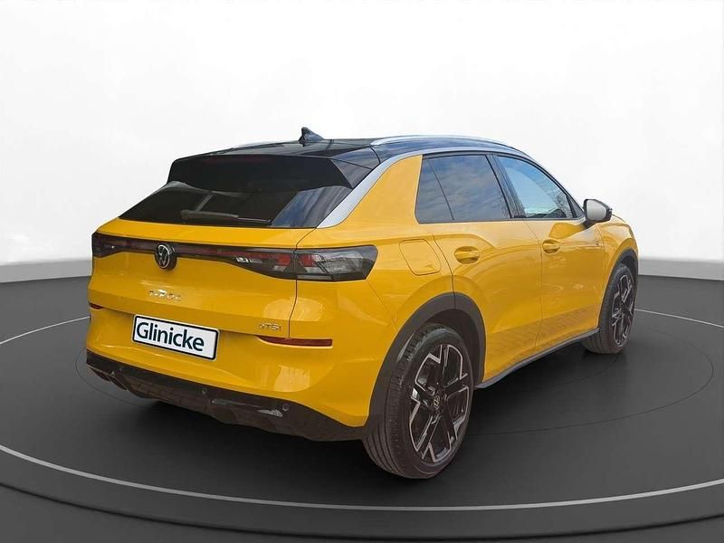 Neu VW T-Roc R-line 150 PS (110 kW) 2026 Gelb SUV