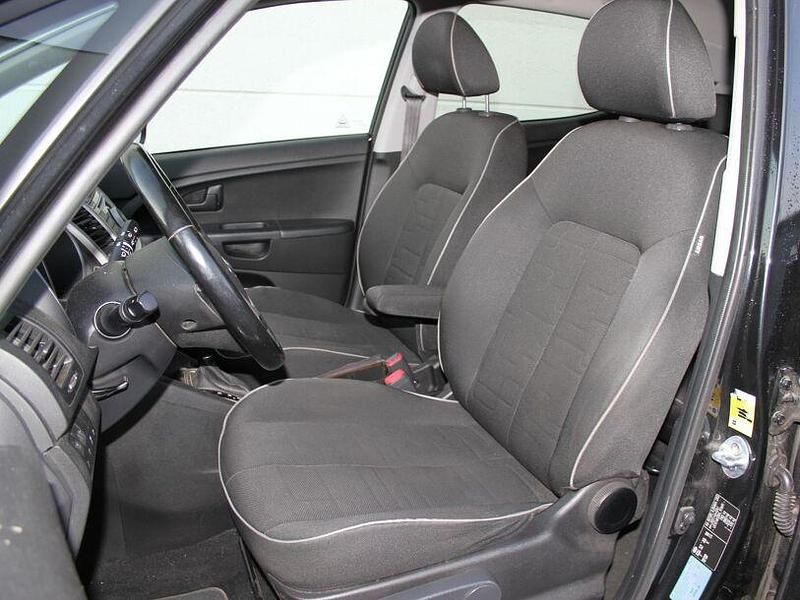 Gebraucht Kia Venga DREAM-TEAM Edition 125 PS (91 kW) 2019 Schwarz Kleinwagen