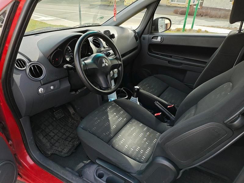 Gebraucht Mitsubishi Colt 95 PS (69 kW) 2004 Rot Kleinwagen