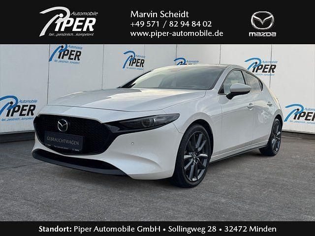 Snowflake white Gebraucht 2021 Mazda 3 Selection Limousine | 21.490 € (Fairer Preis) - Bild 1/4