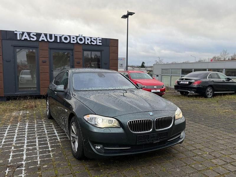 Grün Gebraucht 2011 BMW 535 Performance Limousine | 9.990 € (Superpreis) - Bild 1/4