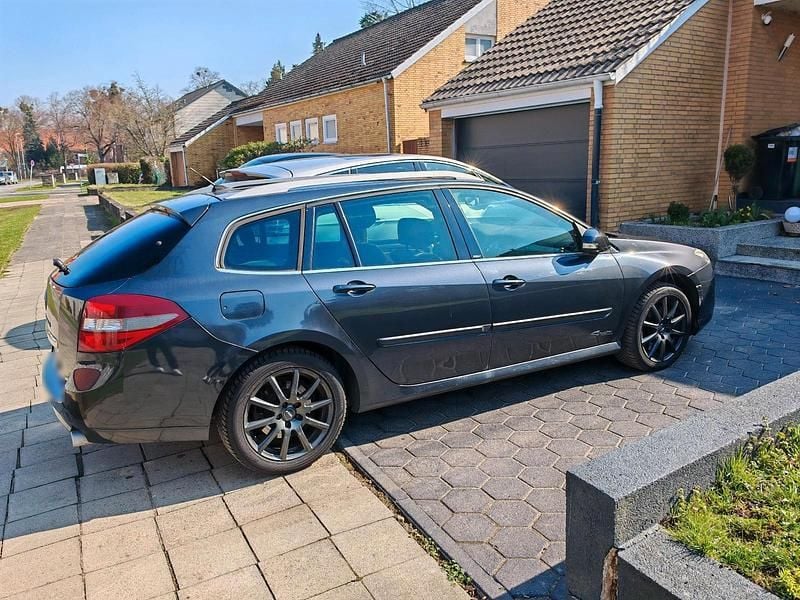 Gebraucht Renault Laguna III GT 150 PS (110 kW) 2011 Grau Kombi