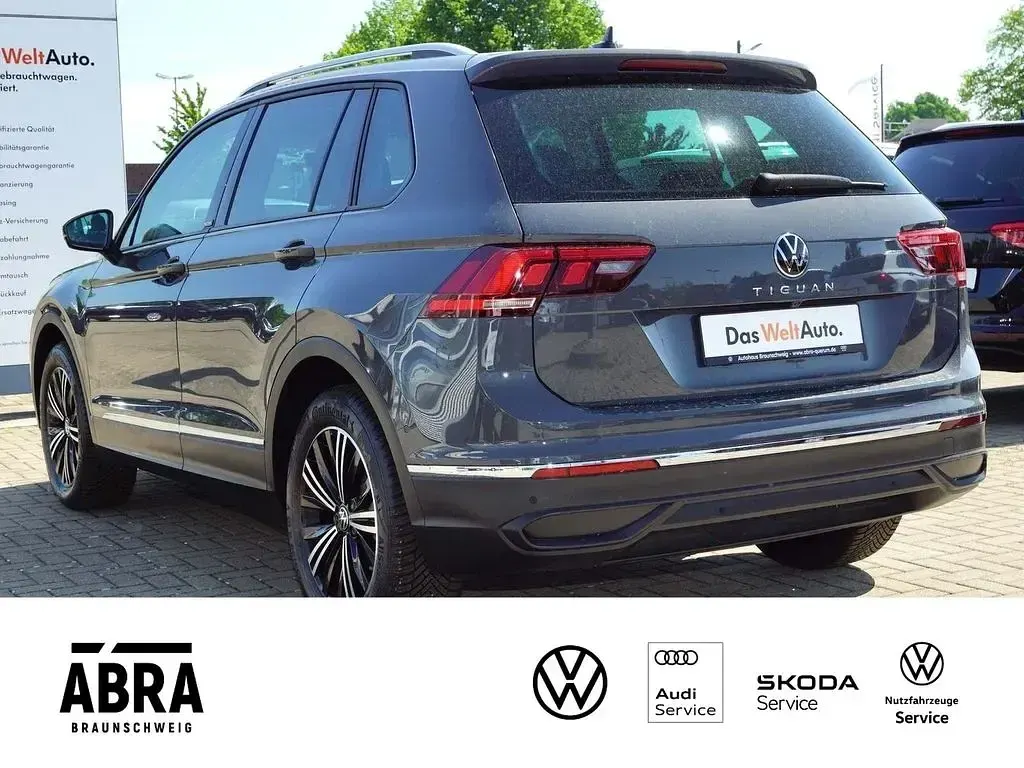 Gebraucht VW Tiguan Active 150 PS (110 kW) 2021 Grau SUV