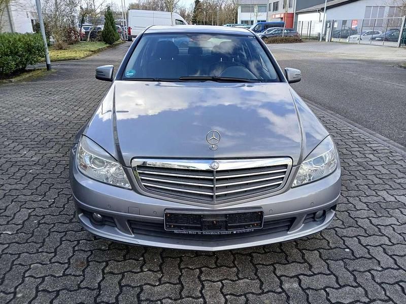 Gebraucht Mercedes C180 156 PS (114 kW) 2009 Limousine