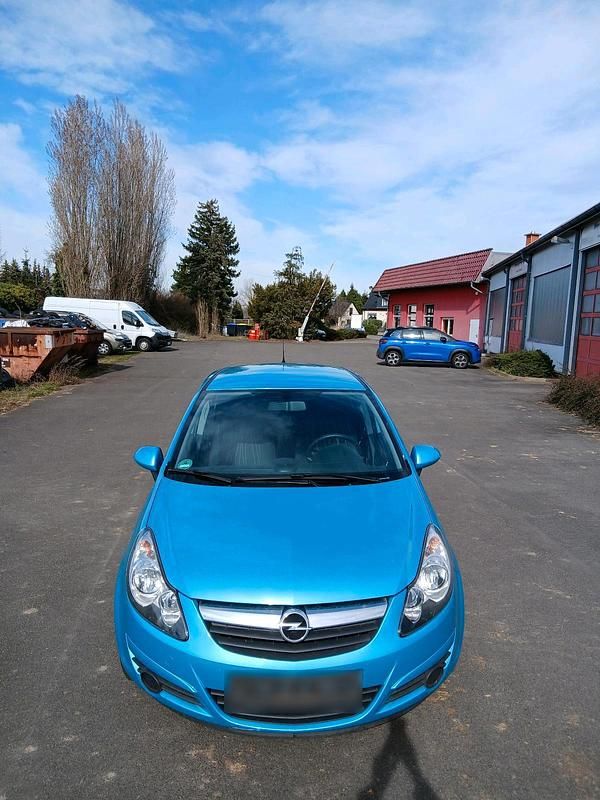 Gebraucht Opel Corsa 70 PS (51 kW) 2010 Blau Kleinwagen