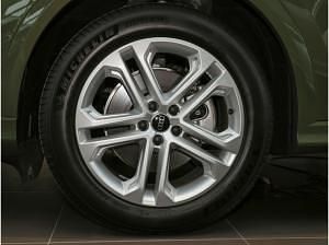 Neu Audi Q5 Advanced Plus 204 PS (150 kW) 2025 Distriktgrün metallic SUV