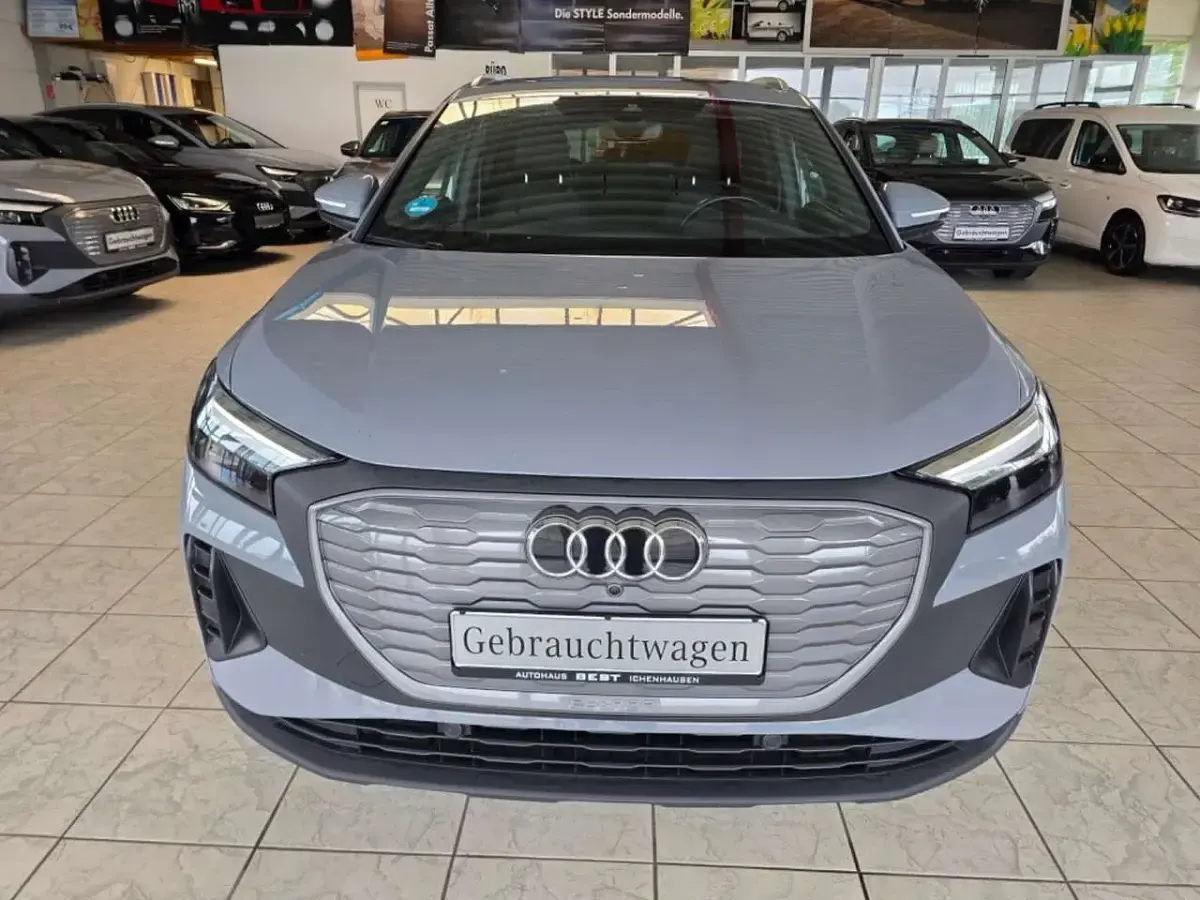 Gebraucht Audi Q4 e-tron Sport 150 kW (204 PS) 2023 Grau SUV