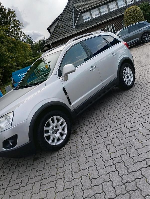 Grau Gebraucht 2012 Opel Antara SUV | 4.900 € (Guter Preis) - Bild 1/4