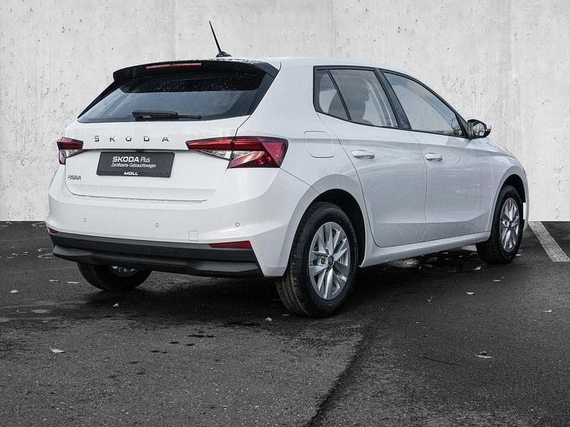 Neu Skoda Fabia Selection 116 PS (85 kW) 2025 Graphitegrau metallic Limousine