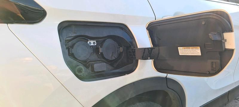 Gebraucht Mitsubishi Eclipse Cross Edition 150 PS (110 kW) 2022 Weiß SUV