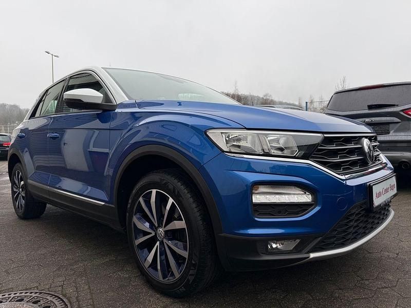 Gebraucht VW T-Roc 150 PS (110 kW) 2017 Blau SUV