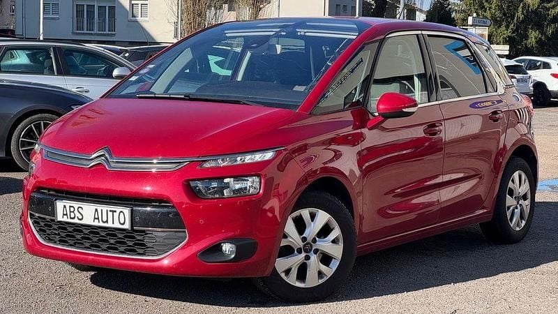 Gebraucht Citroën C4 SELECTION 131 PS (96 kW) 2016 Rot SUV