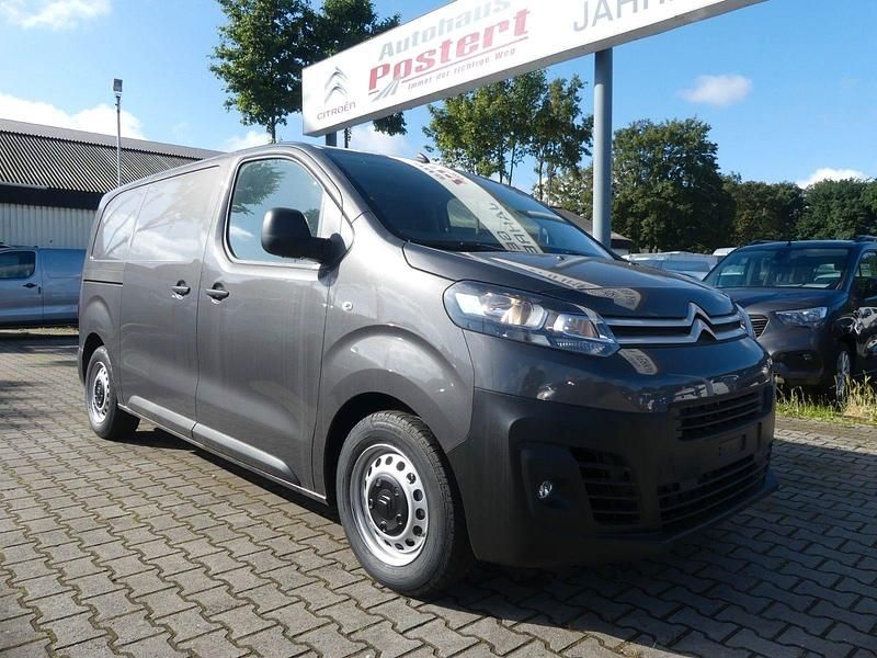 Second-hand Citroën Jumpy 179 CP (131 kW) 2024 Alb Monovolum