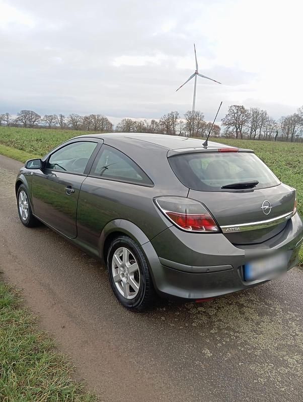 Gebraucht Opel Astra GTC 90 PS (66 kW) 2009 Coupé