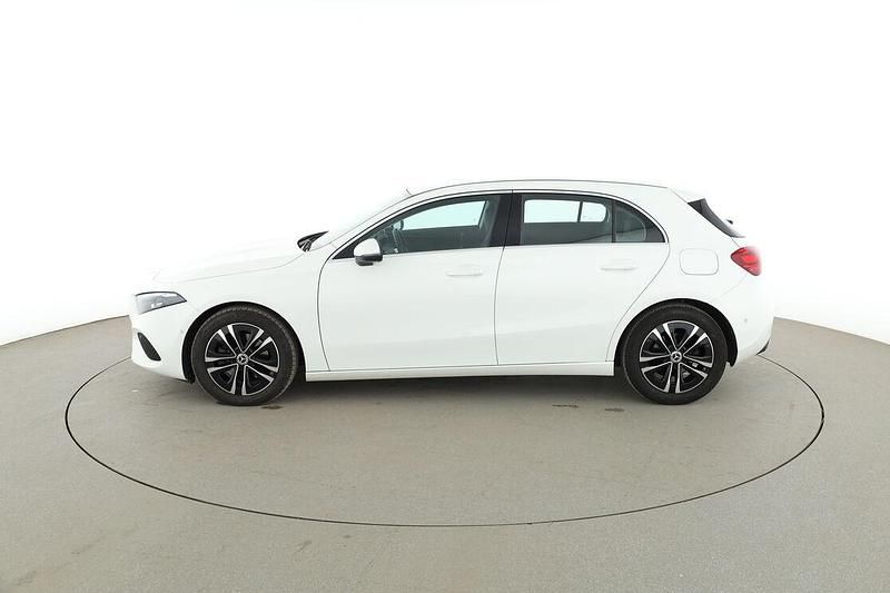 Gebraucht Mercedes A180 Progressive 116 PS (85 kW) 2023 Weiß Limousine